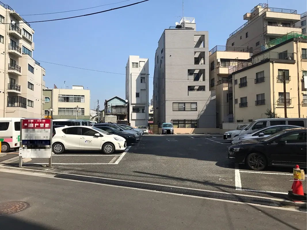 板橋区板橋３丁目　月極駐車場